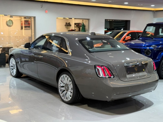 Picture of ROLLS ROYCE GHOST