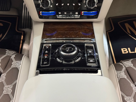 Picture of ROLLS ROYCE GHOST