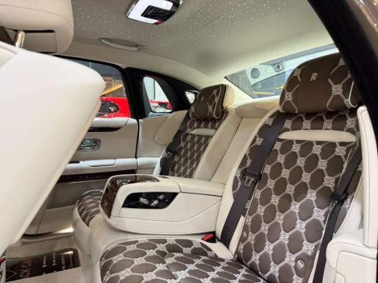 Picture of ROLLS ROYCE GHOST