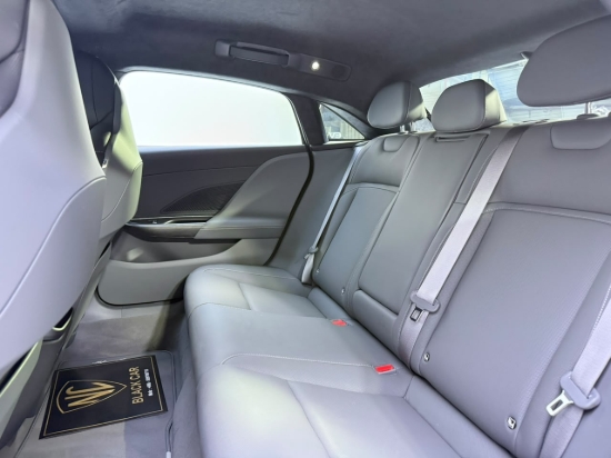 Picture of LUCID AIR