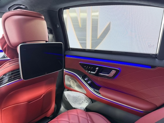 Picture of MERCEDES S580