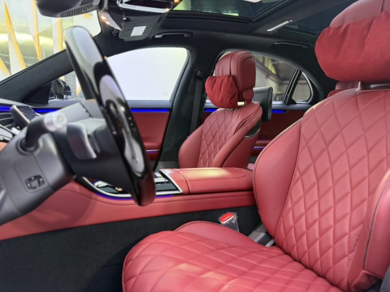 Picture of MERCEDES S580