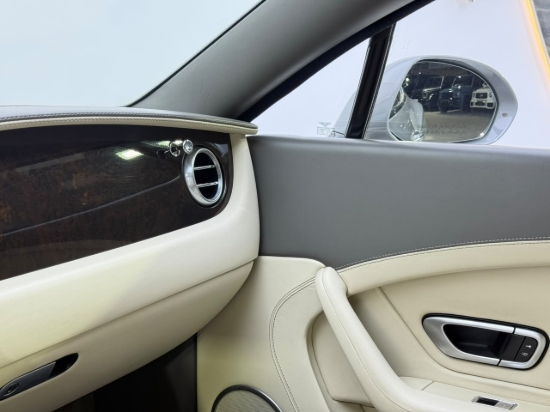 Picture of BENTLEY GT V8
