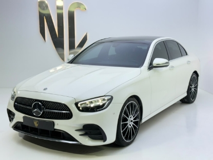 Picture of MERCEDES E200