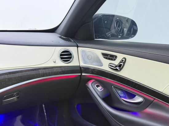 Picture of MERCEDES S560