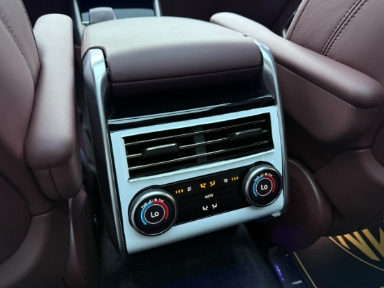 Picture of RANGE ROVER AUTOBIOGRAPHY P530