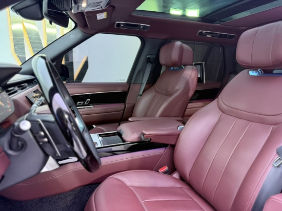 Picture of RANGE ROVER AUTOBIOGRAPHY P530