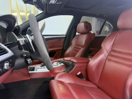 Picture of BMW M5