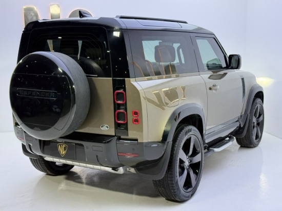 Picture of DEFENDER HSE-P400