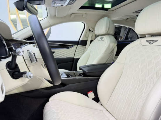 Picture of BENTLEY FLYING SPUR S