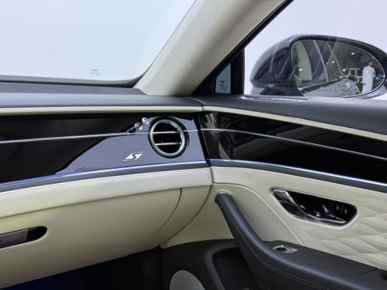 Picture of BENTLEY FLYING SPUR S