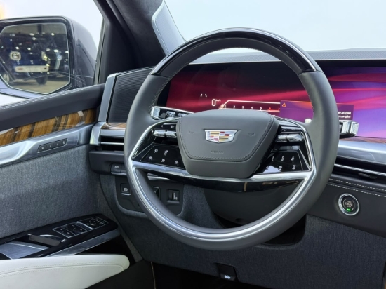 Picture of CADILLAC ESCALADE SPORT PLATINUM