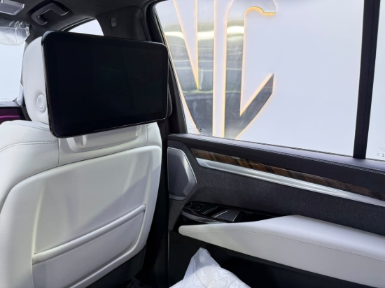 Picture of CADILLAC ESCALADE SPORT PLATINUM