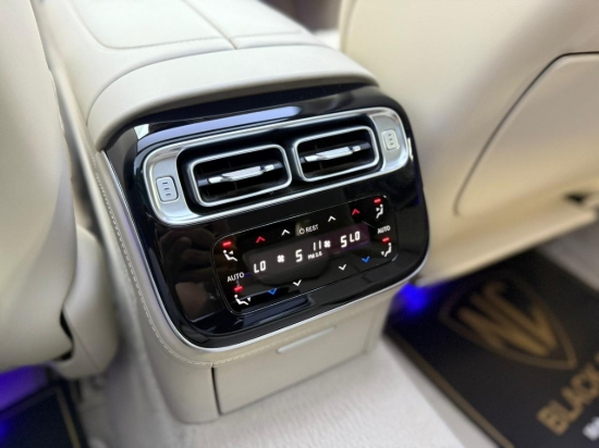 Picture of MERCEDES S580