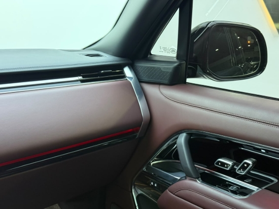 Picture of RANGE ROVER AUTOBIOGRAPHY P530