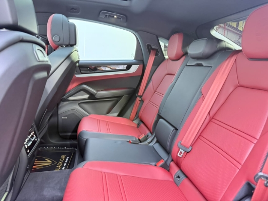 Picture of PORSCHE CAYENNE S
