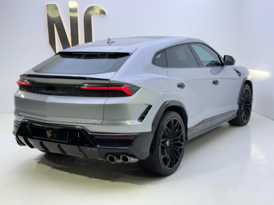Picture of LAMBORGHINI URUS SE