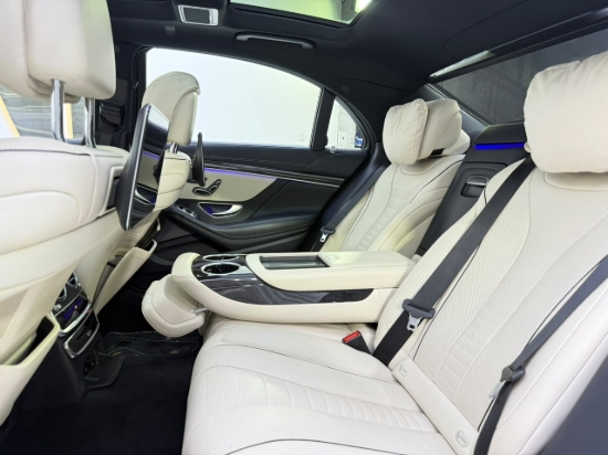 Picture of MERCEDES S560