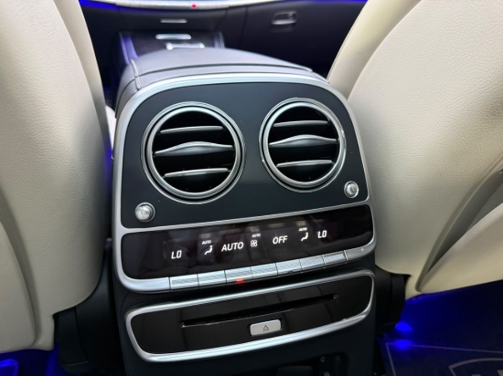 Picture of MERCEDES S560