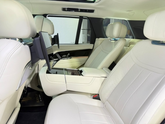 Picture of RANGE ROVER AUTOBIOGRAPHY P400