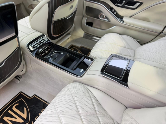 Picture of MERCEDES S680 (MAYBACH)