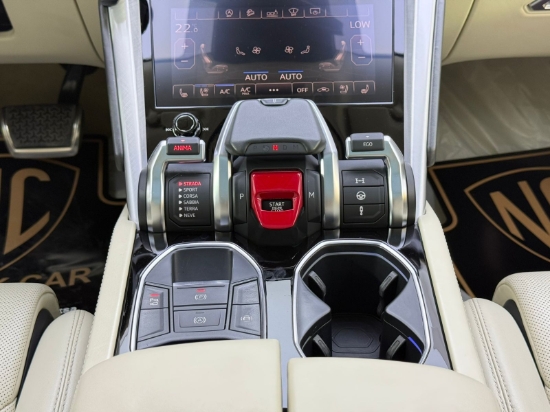Picture of LAMBORGHINI URUS