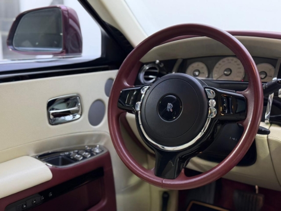 Picture of ROLLS ROYCE GHOST