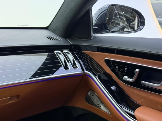 Picture of MERCEDES S580