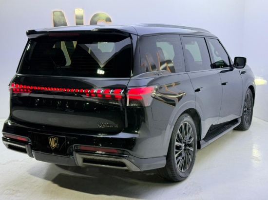 Picture of INFINITY QX80 AUTOGRAPH