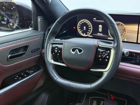 Picture of INFINITY QX80 AUTOGRAPH