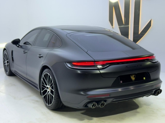 Picture of PORSCHE PANAMERA GTS