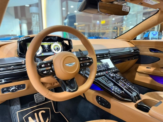 Picture of ASTON MARTIN VANTAGE
